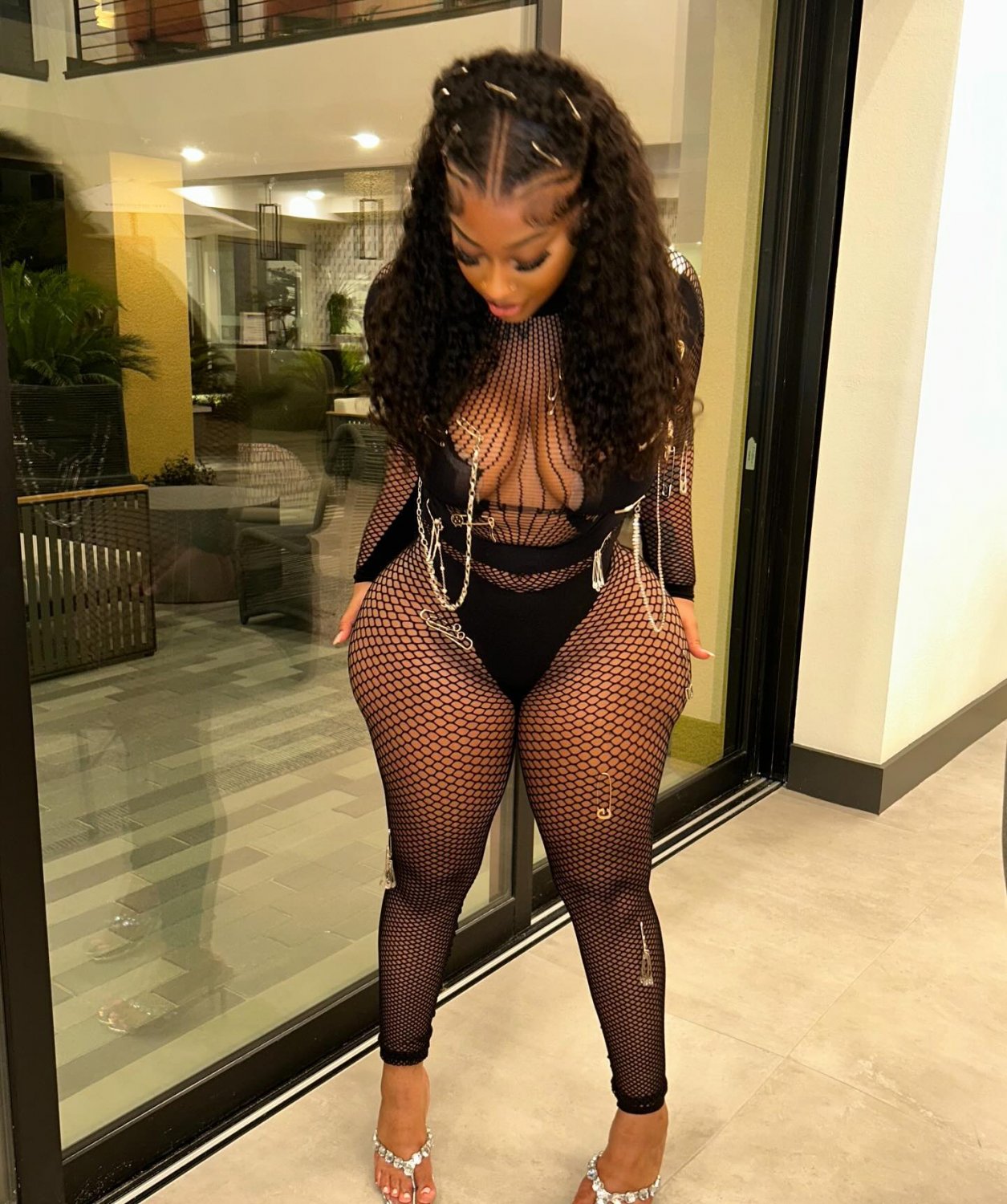 Barely Legal 21 year old Ebony Thick Baddie Mari Big Booty Ass #21sy7vVh